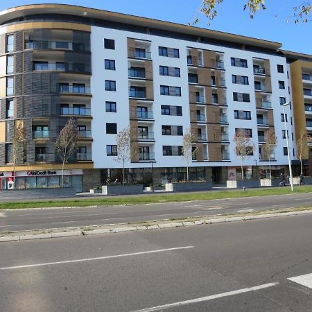 Apartment Sun City 2 Белград Екстериор снимка
