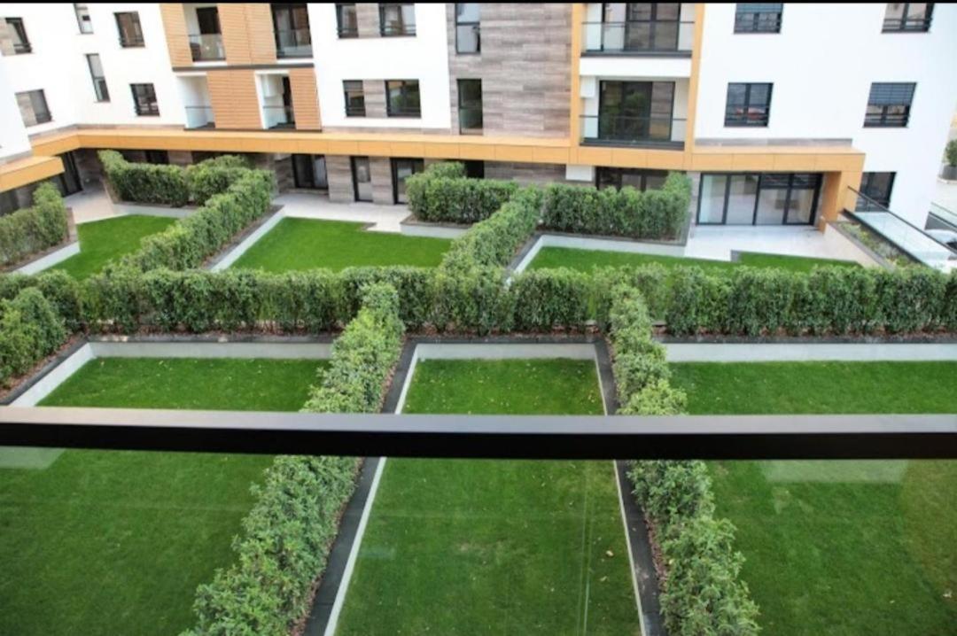 Apartment Sun City 2 Белград Екстериор снимка