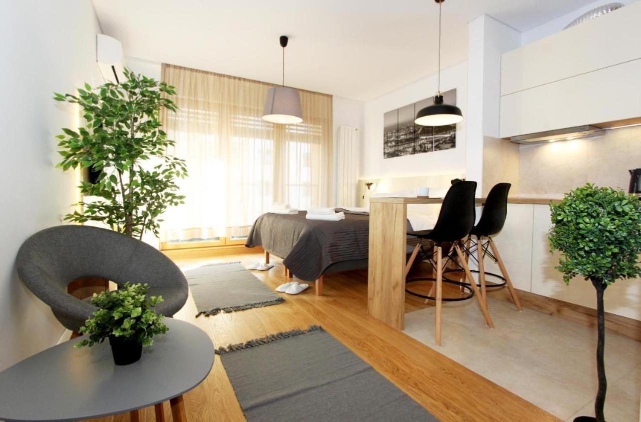 Apartment Sun City 2 Белград Екстериор снимка