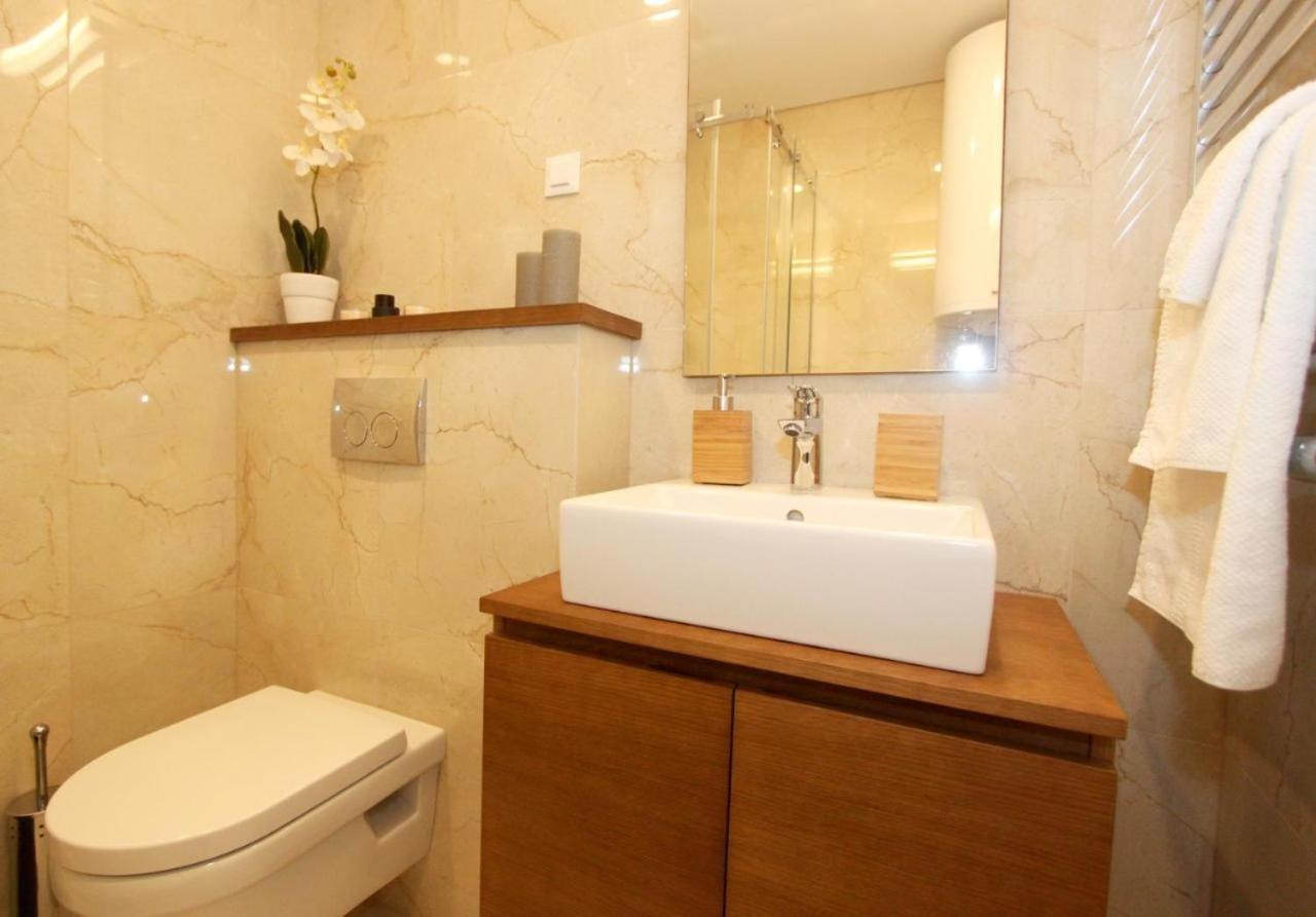 Apartment Sun City 2 Белград Екстериор снимка